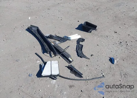 2009 Hyundai Genesis from USA, damaged, VIN KMHGC46F09U061164